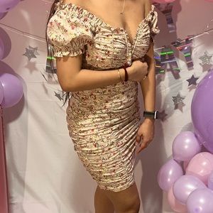 I m wearing small sized party wear dress!